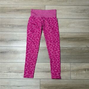 NVGTN Fuchsia Leopard Seamless Leggings